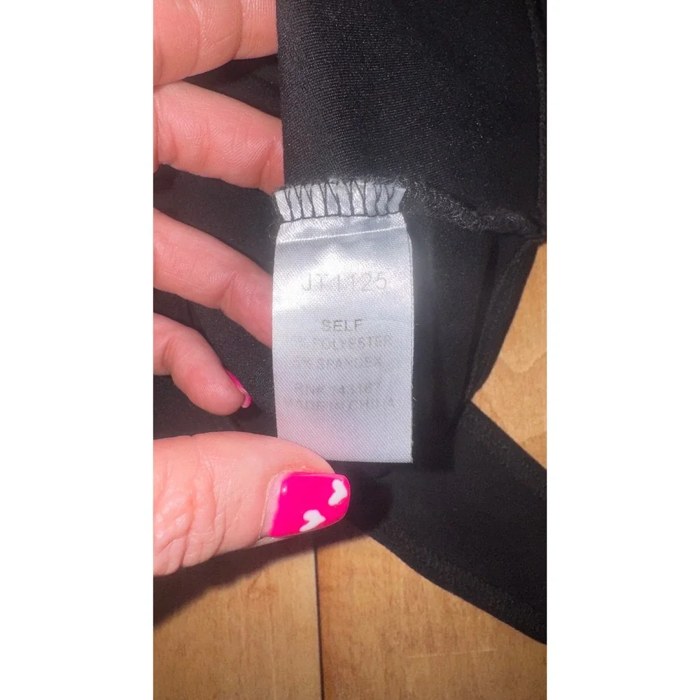Dance‎ & Marvel Black Scoop Neck Sleeveless Thong Bodysuit  M